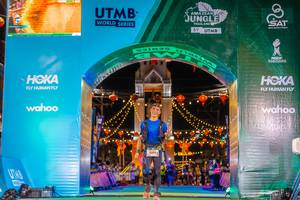 BIB: 5099
                            <button type="button" onclick="openModal(21813241)" class="btn btn-primary btn-sm float-right btn-popup" data-toggle="modal" data-target=".modal-high-quality">
                        <i class="fas fa-shopping-cart"></i> Add to Cart
                    </button>
                                            <button type="button" onclick="isThisMe(21813241, true)" class="btn btn-success btn-sm float-right btn-popup btn-isme hidden" data-toggle="tooltip" data-placement="bottom" title="นี่คือรูปของคุณใช่ไหม คลิกที่นี่เพื่อเอาเข้าอัลบั้ม">
                        <i class="fas fa-plus"></i> Add to album
                    </button>
                    <button type="button" onclick="isThisMe(21813241, false)" class="btn btn-warning btn-sm float-right btn-popup btn-isnotme hidden">
                        <i class="fas fa-ban"></i> Remove from album
                    </button>